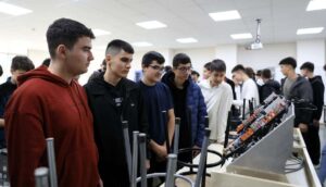 SUBÜ, Bartınlı lise öğrencilerine eğitim ve iş olanaklarını tanıttı